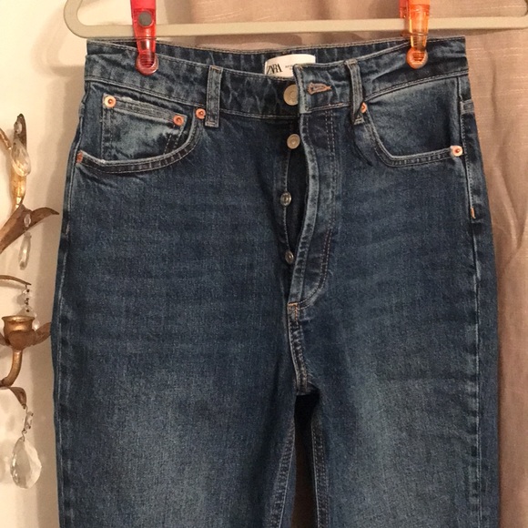 Zara High Rise Ripped Jeans - Picture 2 of 7